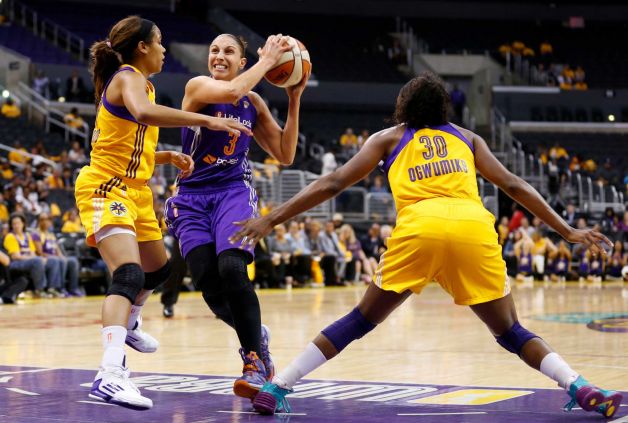 WNBA Playoffs: Mystics & Mercury Lead 1 – 0 (Best of 3 Series)